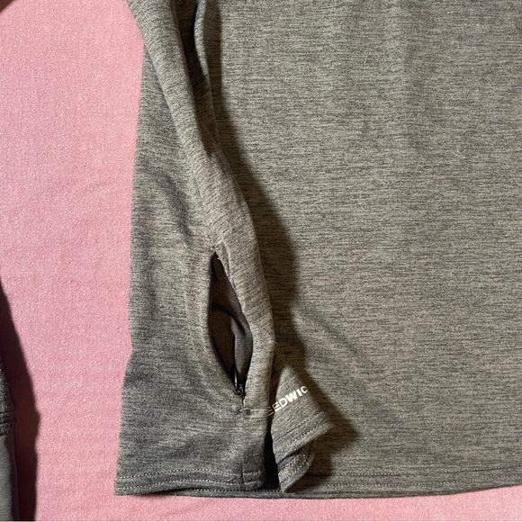 Reebok One Series Long Sleeve 1/2 Zip Running Sweatshirt, Grey/Charcoal - 2XS - Picture 8 of 8